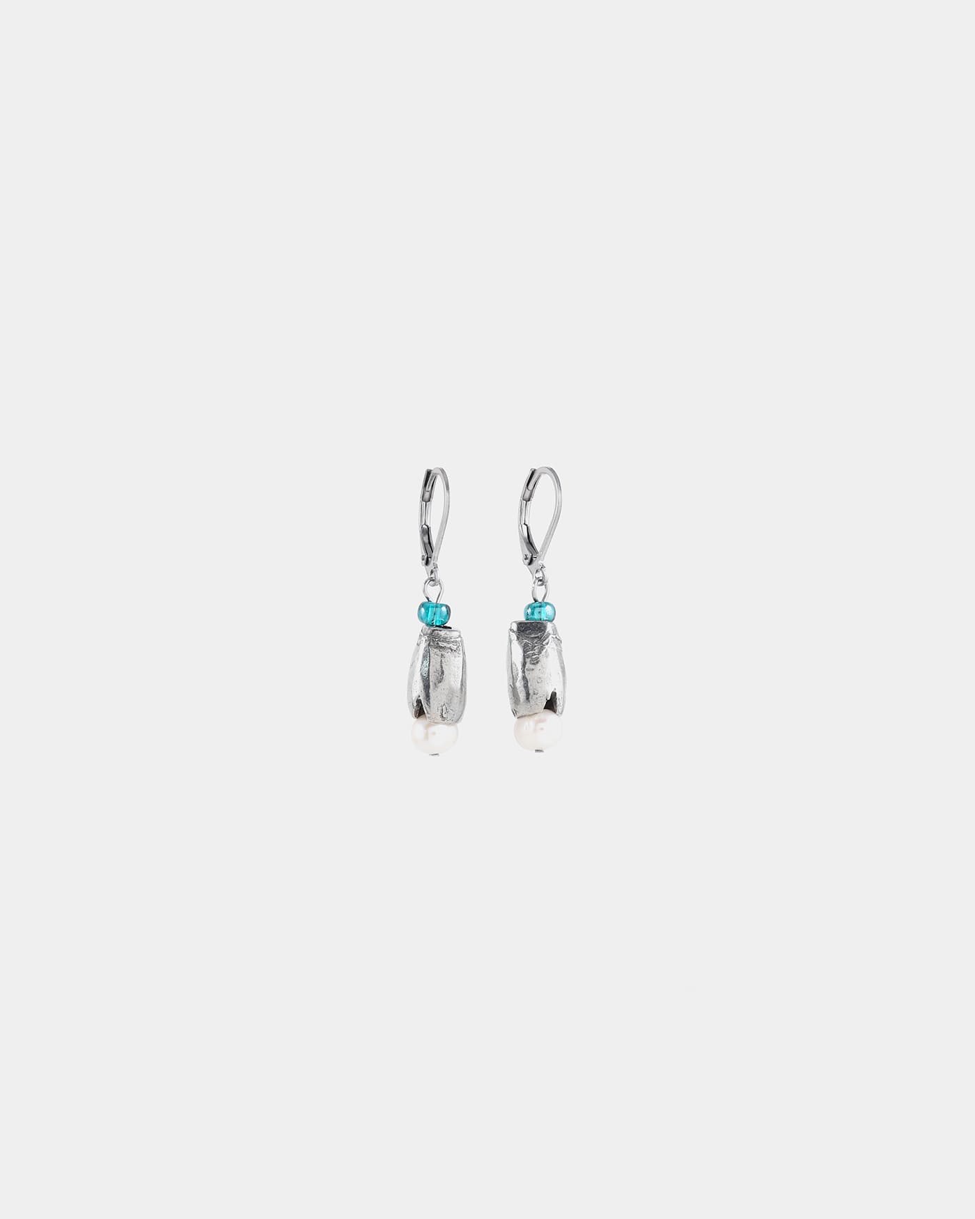 Fiora silver earrings
