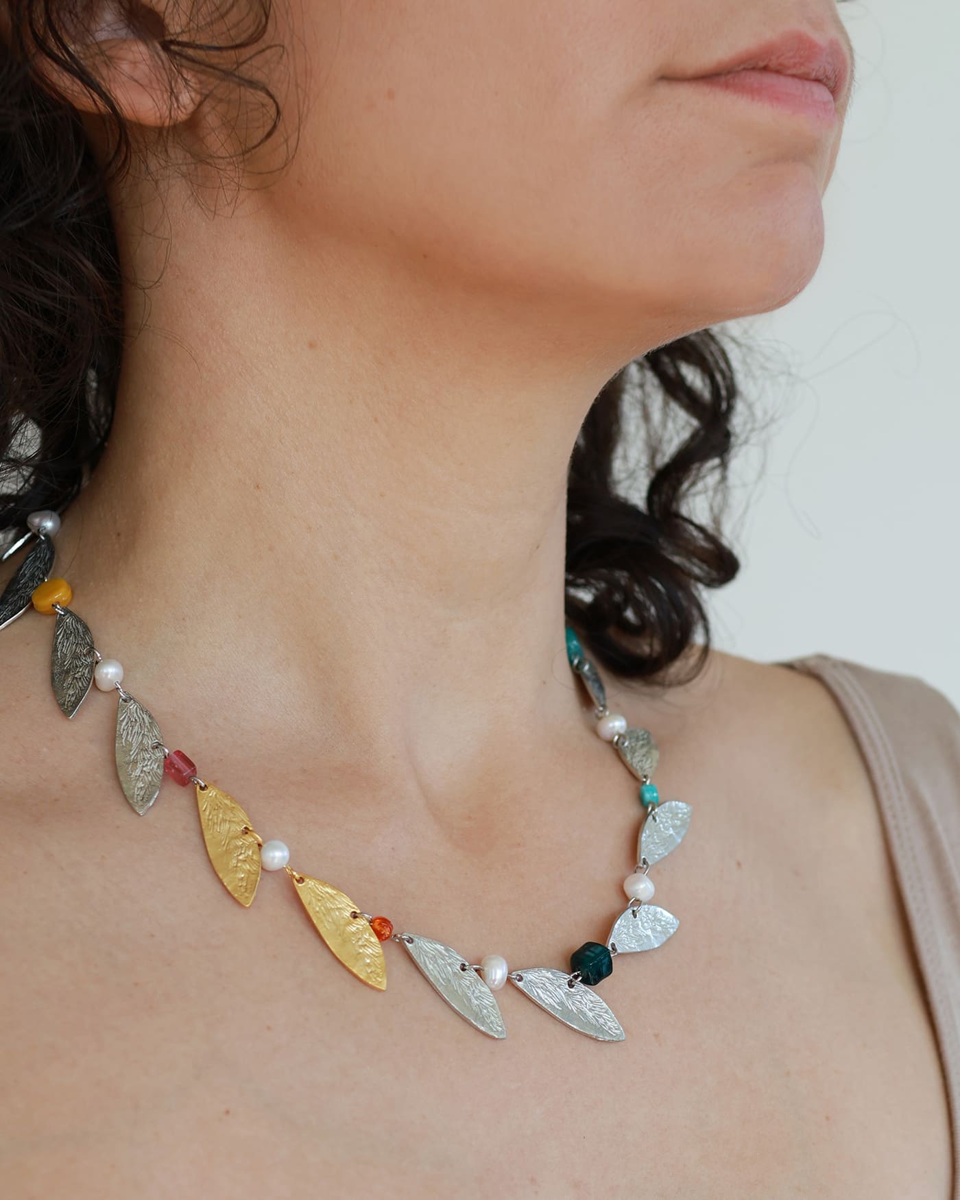 Neven two-tone necklace